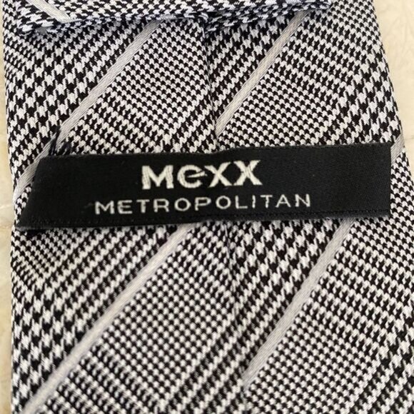 MEXX 100% Silk Houndstooth Skinny Tie - Picture 4 of 6